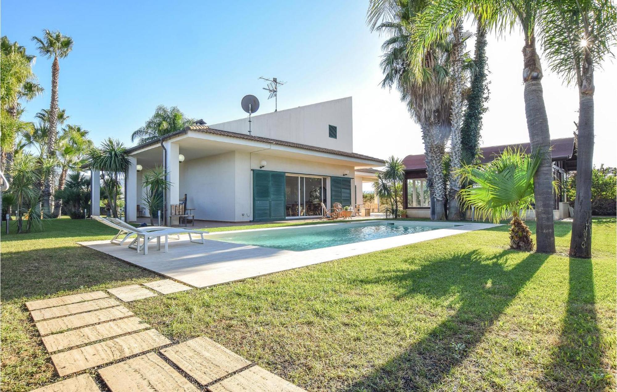 Green House Comiso Exterior photo